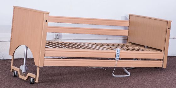 مواد چوب با راننده های ترمز تخت مراقبت پرستاری از پنج - عملکرد