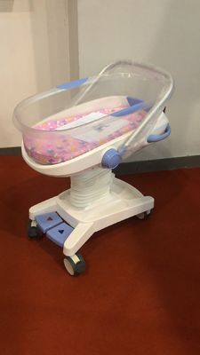 تخت کودک تخت کودک بیمارستان تخت نوزاد سیستم هیدرولیک کنترل 25 کیلوگرم بار کالسکه کودک بیمارستان سفید