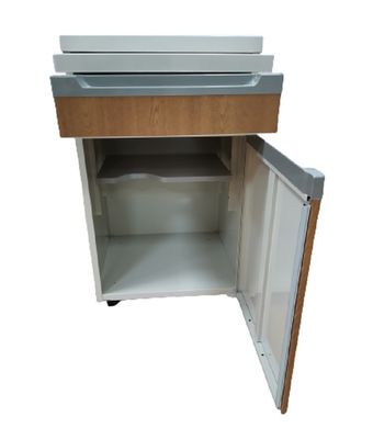 صفحه کابینت تختخواب بیمارستانی ساختار بشقاب آلومینیومی رنگ چوبی با کاستور