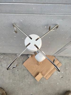 پایه تزریق فولاد ضد زنگ بیمارستان IV Pole سفید و مشکی با قلاب